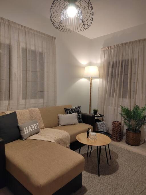 Ferienwohnung Cosy House With Garden Volos Exterior foto